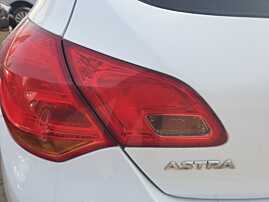 Tripla Stop Lampa Stanga de pe Haion Hayon Portbagaj Opel Astra J Hatchback NFL Non Facelift 2009 - 2012 [K3632]