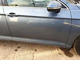 Usa Usi Portiera Portiere Dreapta Fata Dezechipata cu Imperfectiune Volkswagen Passat B8 2015 - 2020 Culoare LB5J [C8764] (mica zgarietura)