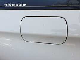 Usa Usita Capac Clapeta Buson Rezervor BMW Seria 5 F10 F11 2009 - 2017 Culoare 300 Alpinweiss [C5252]