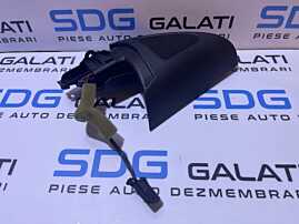 Ornament Capac Plastic Tweeter Usa Portiera Dreapta Fata VW Passat CC 2008 - 2012 Cod 3C8837986 3C8035411 3C8837994A [D0364]