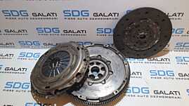 Kit Ambreiaj Volanta Masa Dubla Placa Presiune Disc Volkswagen Caddy 2.0 TDI BMM 2004 - 2011 Cod 03G141025H