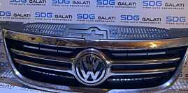 Grila cu Emblema Spoiler Bara Fata cu Rama Zgariata Volkswagen Tiguan 2008 - 2011 Cod 5N0853653A 5N0853651A 1K5853600