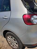 Aripa Caroserie Stanga Spate Volkswagen Golf 5 PLUS 2004 - 2008 Culoare LA7W