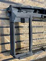 Trager Tragher Panou Frontal Calandru Peugeot 207 1.4 1.6 HDI 2006 - 2015