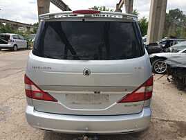 Hayon Haion Portbagaj Dezechipat cu Luneta Geam Sticla SsangYong Rodius 2004 - 2012 Culoare SAF