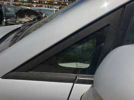 Geam Sticla Fix de pe Aripa Caroserie Stanga Fata SsangYong Rodius 2004 - 2012