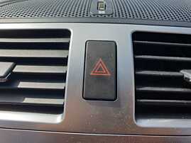 Buton Releu Avarii Avarie Toyota Avensis 3 Facelift T27 2009 - 2018