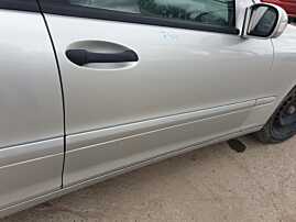 Bandou Ornament Plastic de pe Usa Portiera Dreapta Fata Mercedes W203 Clasa C Class 2001 - 2007 Culoare 744