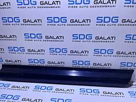 Bandou Plastic Ornament Inferior Usa Portiera Stanga Spate Culoare LZ5D Audi A8 D3 2004 - 2010 Cod 4E0853969C [V0140]