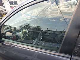 Geam Sticla de pe Usa Portiera Stanga Fata Mazda 3 2003 - 2009