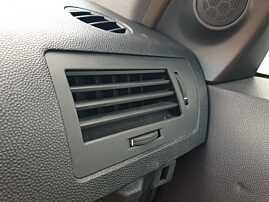 Gura Grila Aer Aerisire Ventilatie Bord Dreapta Opel Astra H 2004 - 2010