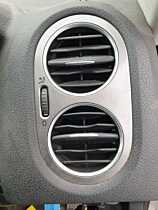 Gura Grila Aer Aerisire Ventilatie Bord Dreapta Volkswagen Tiguan 2007 - 2015 [K0473]